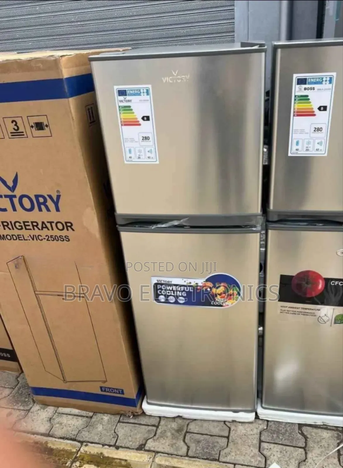 Victory 250l Refrigerator