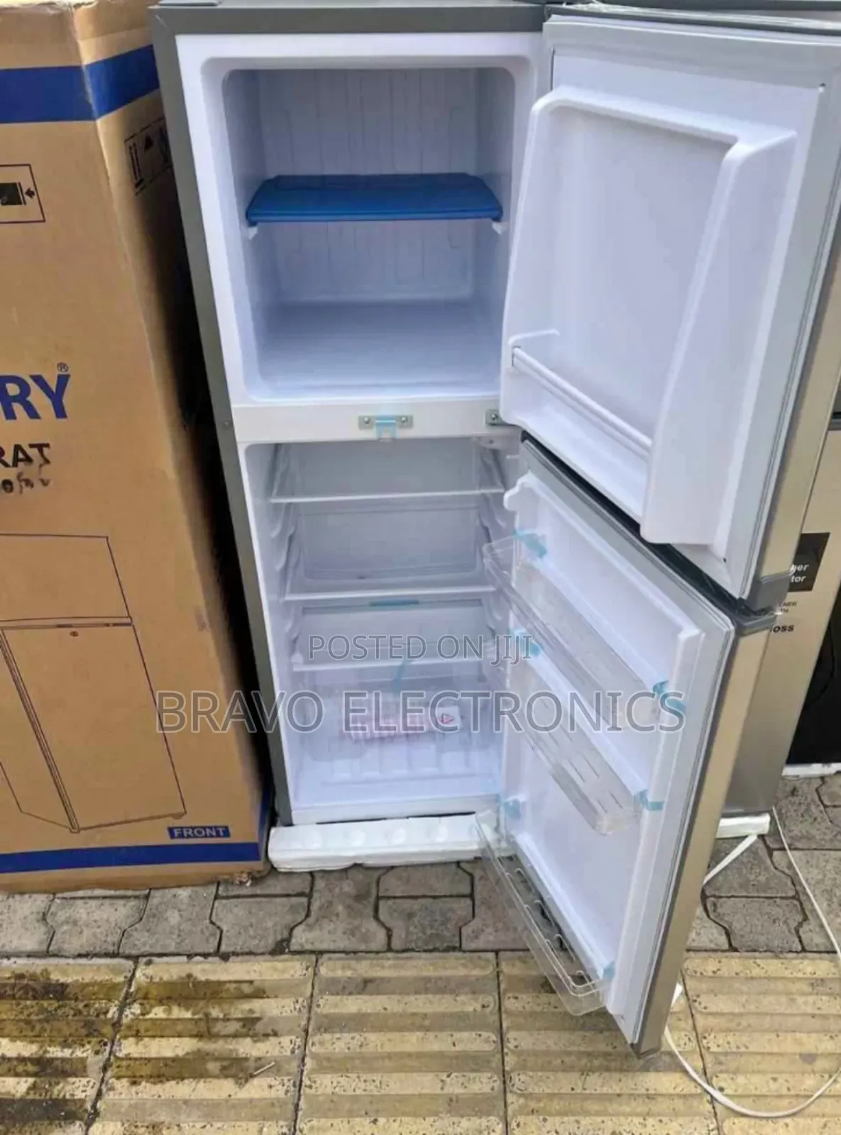 Victory 250l Refrigerator