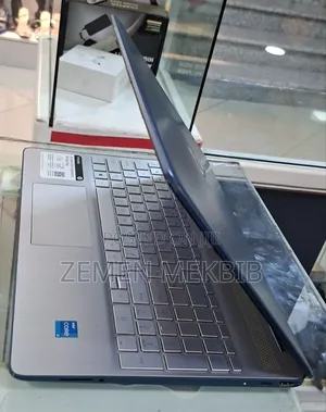 New Laptop HP Stream Notebook 8GB Intel Core I3 SSD 512GB