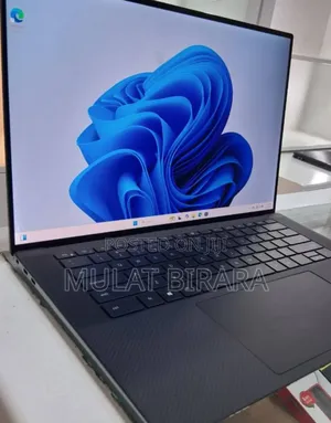 New Laptop Dell Precision 5550 16GB Intel Core I5 SSD 512GB