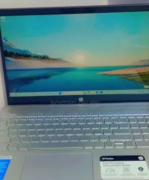 New Laptop HP Pavilion 15 8GB Intel Core I7 SSD 256GB