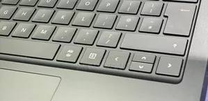 New Laptop Microsoft Surface 8GB Intel Core I5 SSD 256GB