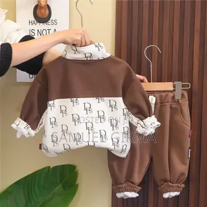 Plus-Pile Hoodie Suit 3pc Size: ከ3-5 Years
