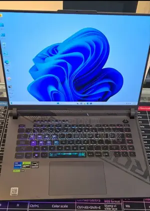 New Laptop Asus ROG Strix G16 G614 16GB Intel Core I7 SSD 1T