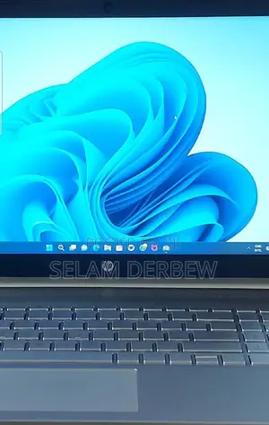 New Laptop HP Stream Notebook 8GB AMD Ryzen 5 SSD 256GB