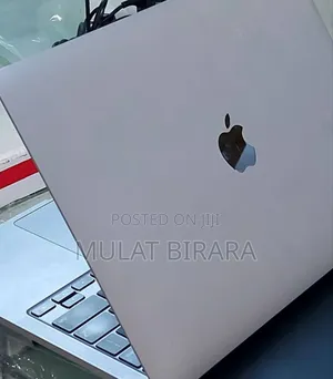 New Laptop Apple MacBook Pro 2022 M2 8GB Apple M2 SSD 256GB