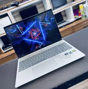 New Laptop HP Pavilion 15 16GB Intel Core I7 SSD 1T