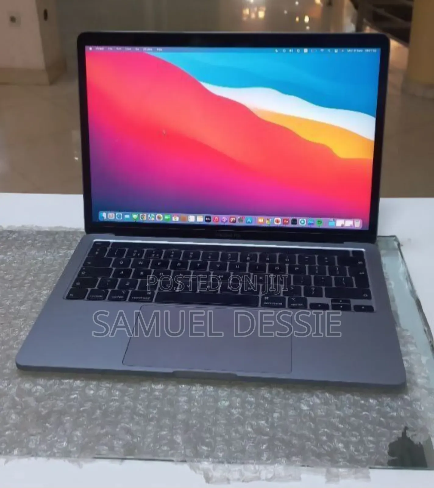 New Laptop Apple MacBook Pro 2020 16GB Intel Core I5 SSD 512GB