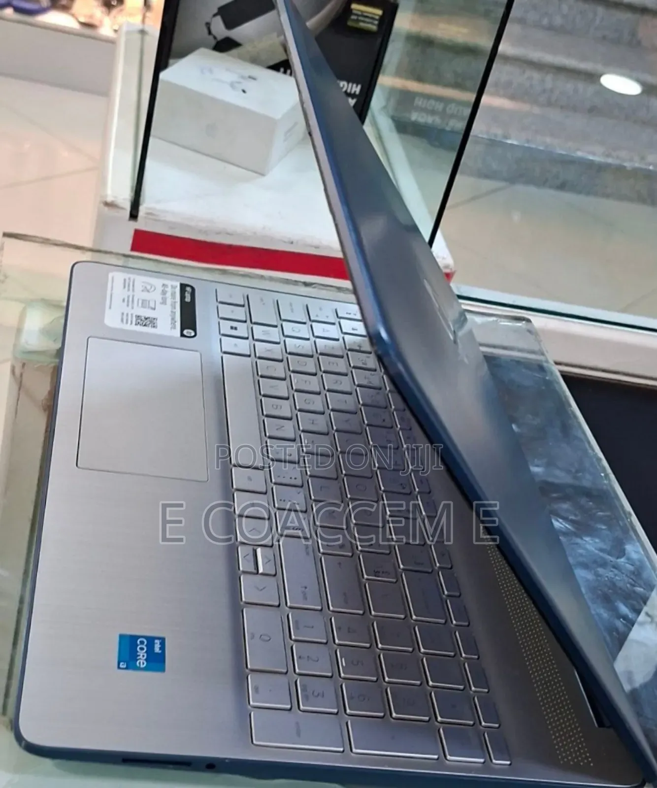 New Laptop HP 8GB Intel Core I3 SSD 512GB