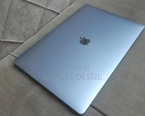 New Laptop Apple MacBook Pro 2019 32GB Intel Core I9 SSD 512GB