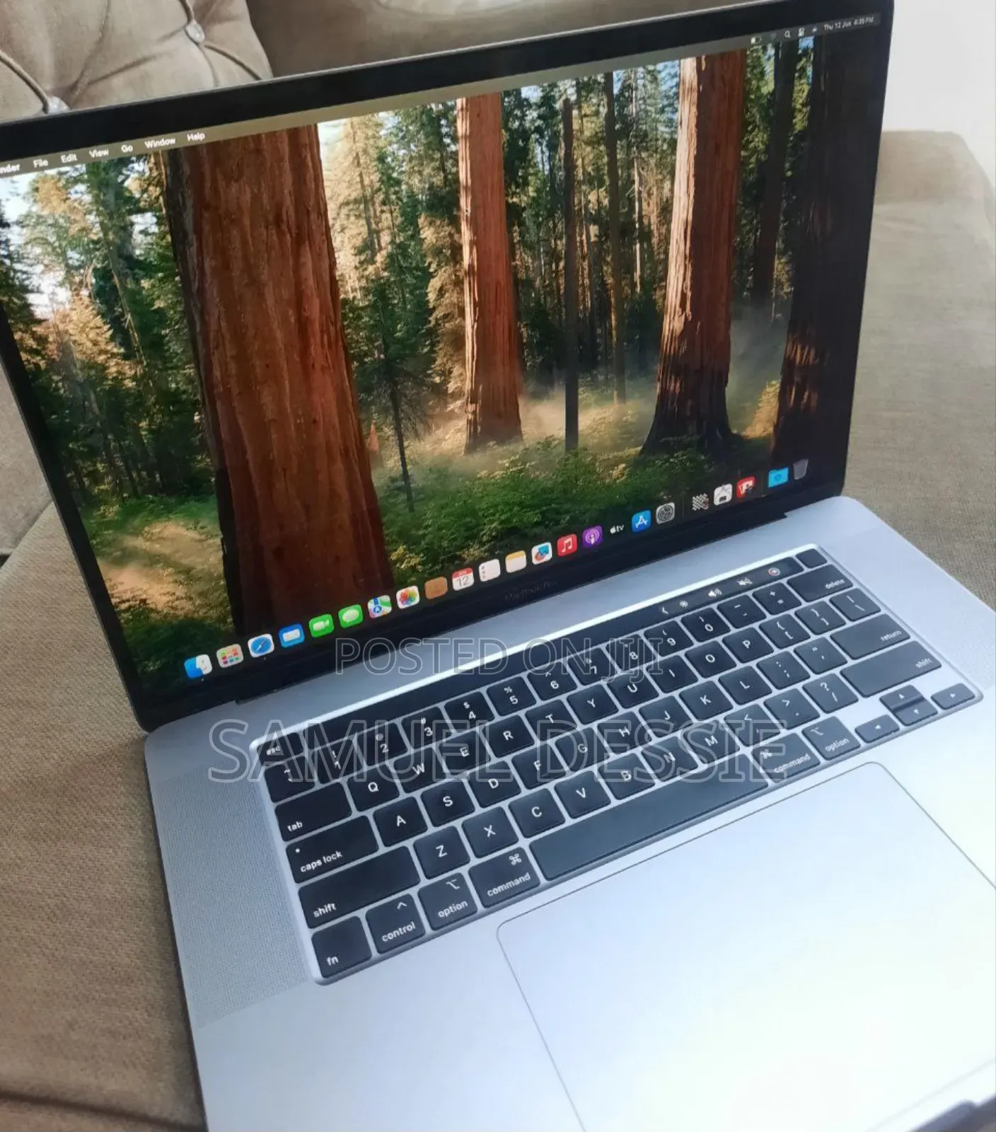 New Laptop Apple MacBook Pro 2019 32GB Intel Core I9 SSD 512GB