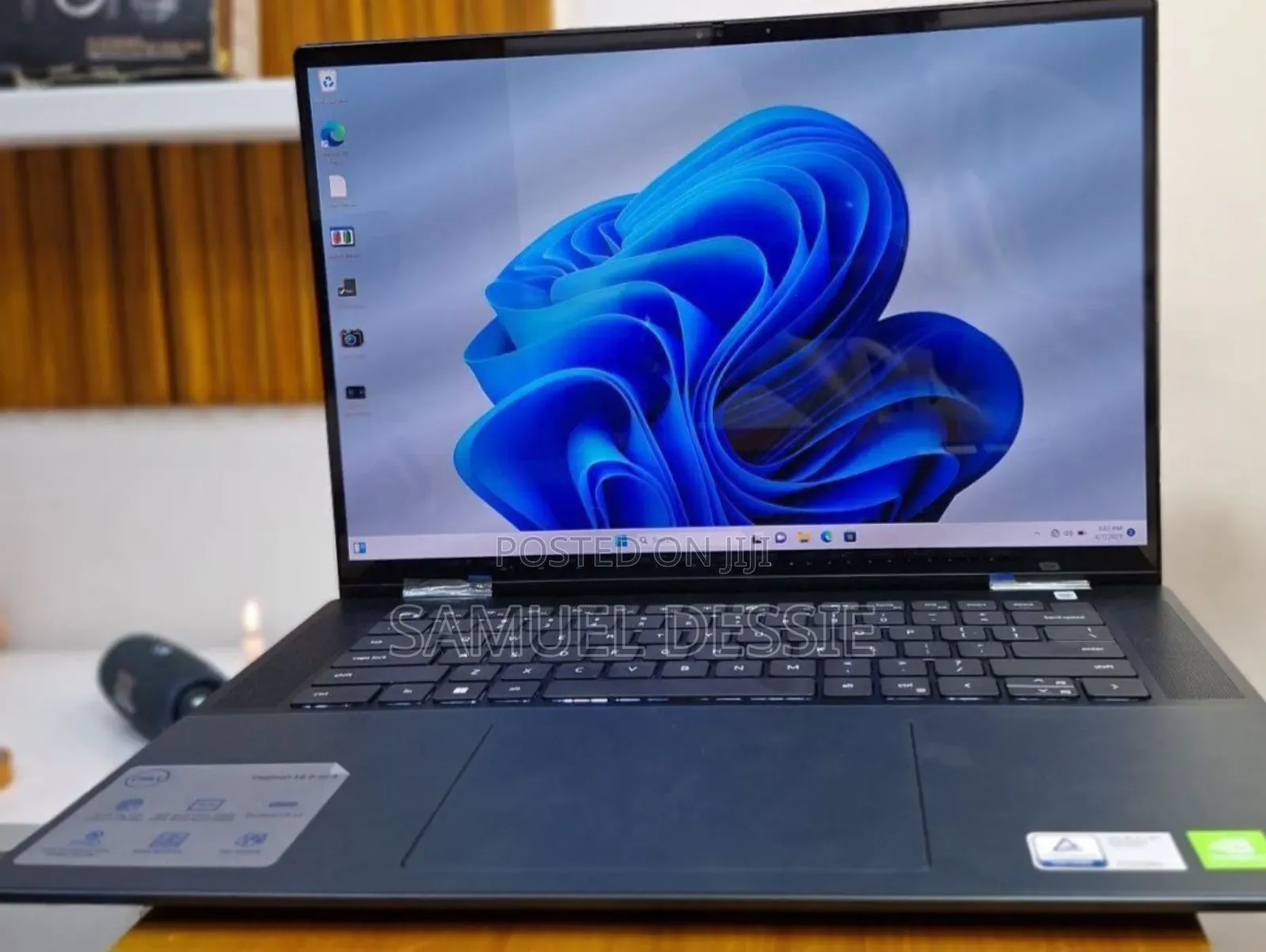 New Laptop Dell Inspiron 16 5620 16GB Intel Core I7 SSD 1T