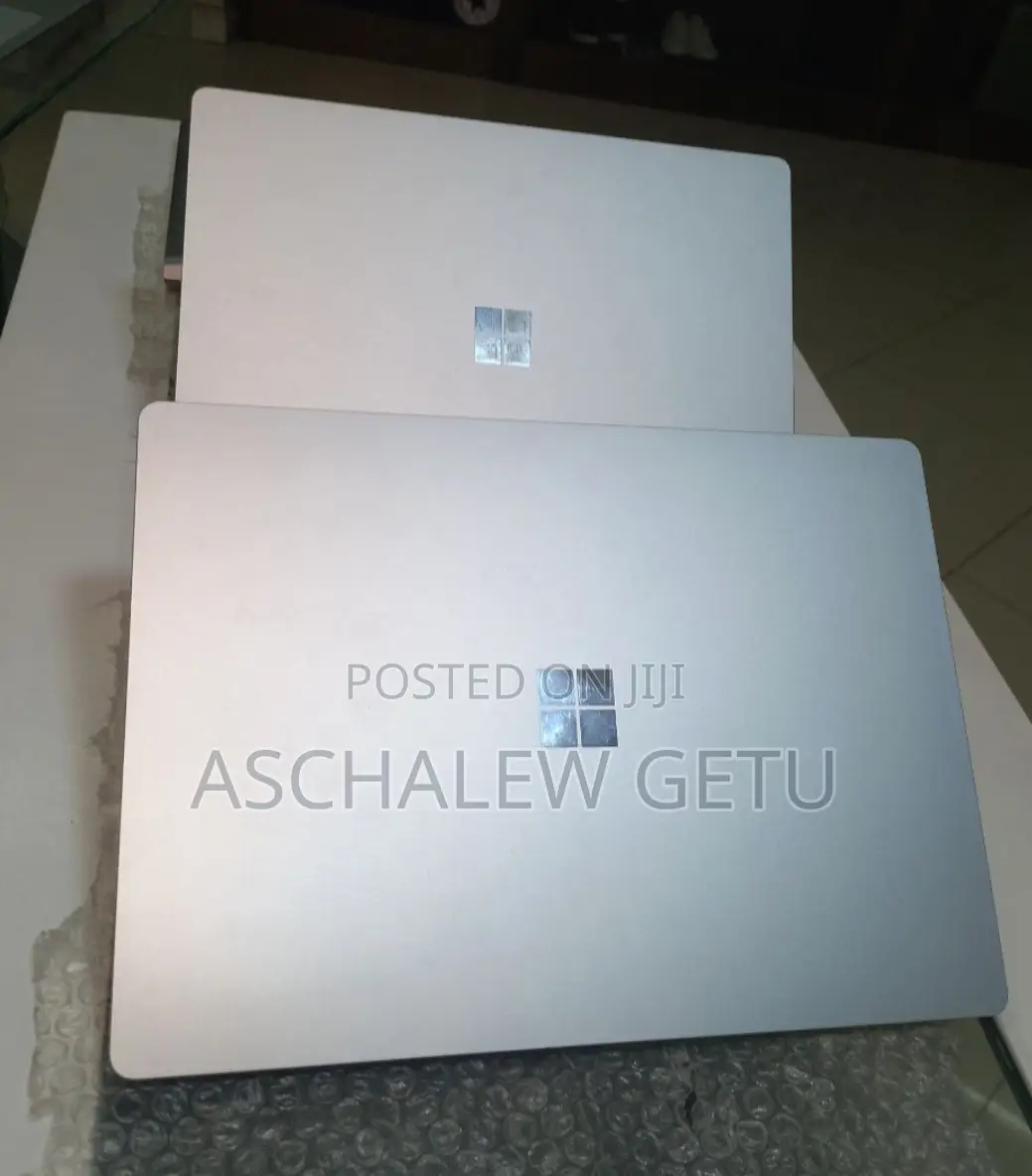 New Laptop Microsoft Surface 16GB Intel Core I7 SSD 512GB