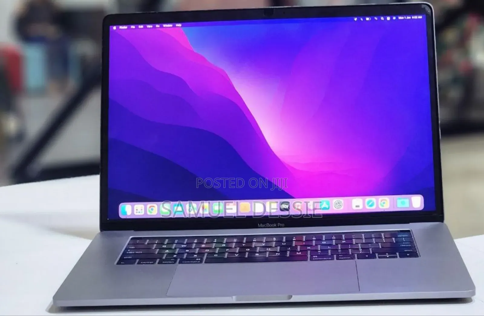 New Laptop Apple MacBook Pro 2016 16GB Intel Core I7 SSD 256GB