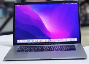 New Laptop Apple MacBook Pro 2016 16GB Intel Core I7 SSD 256GB