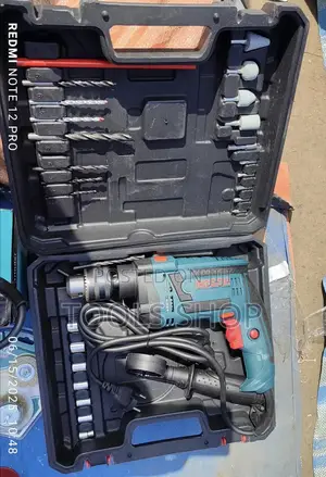 Bosch 900 Watt Drill With Full Accessories