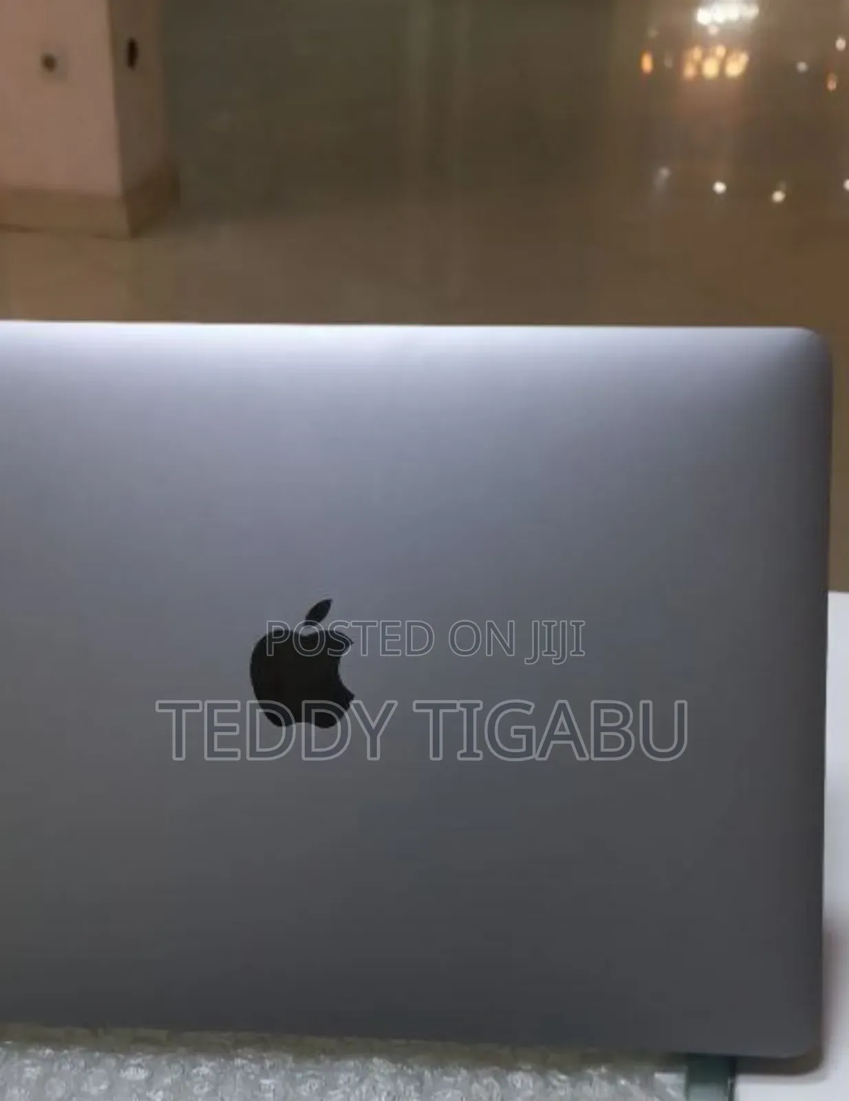 New Laptop Apple MacBook Pro 16GB Intel Core I5 SSD 512GB