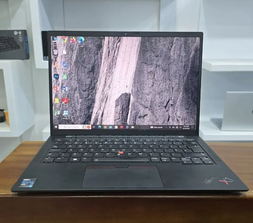 New Laptop Lenovo ThinkPad X1 Carbon 16GB Intel Core I7 SSD 512GB