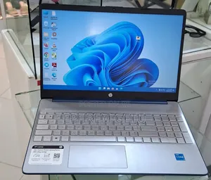 New Laptop HP Pavilion 14 8GB Intel Core I3 SSD 512GB