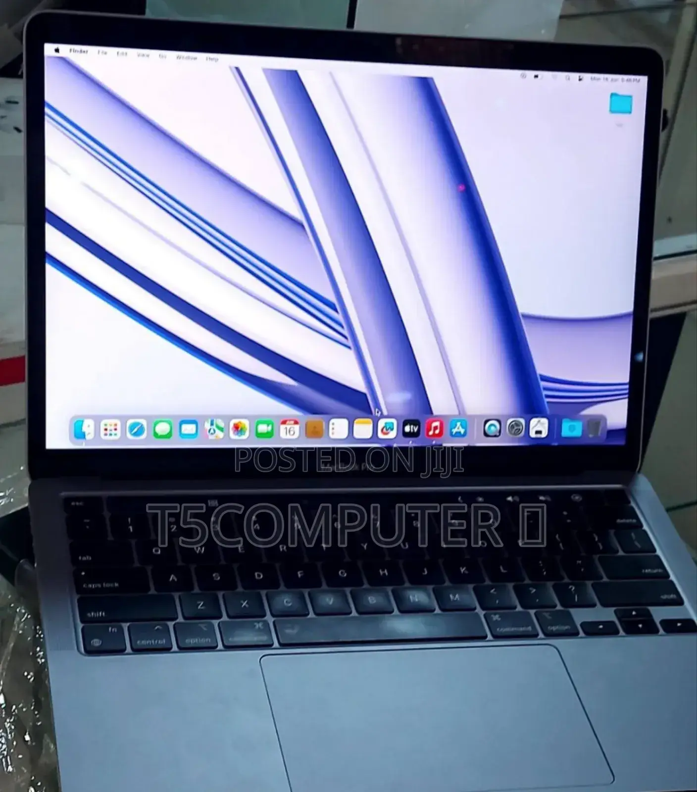 New Laptop Apple MacBook Pro 2022 M2 8GB Apple M2 SSD 256GB