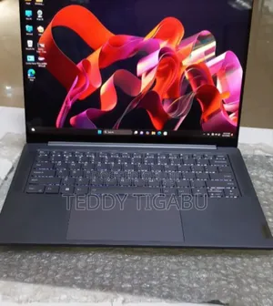 New Laptop Lenovo A8 32GB Intel Core I7 SSD 1T