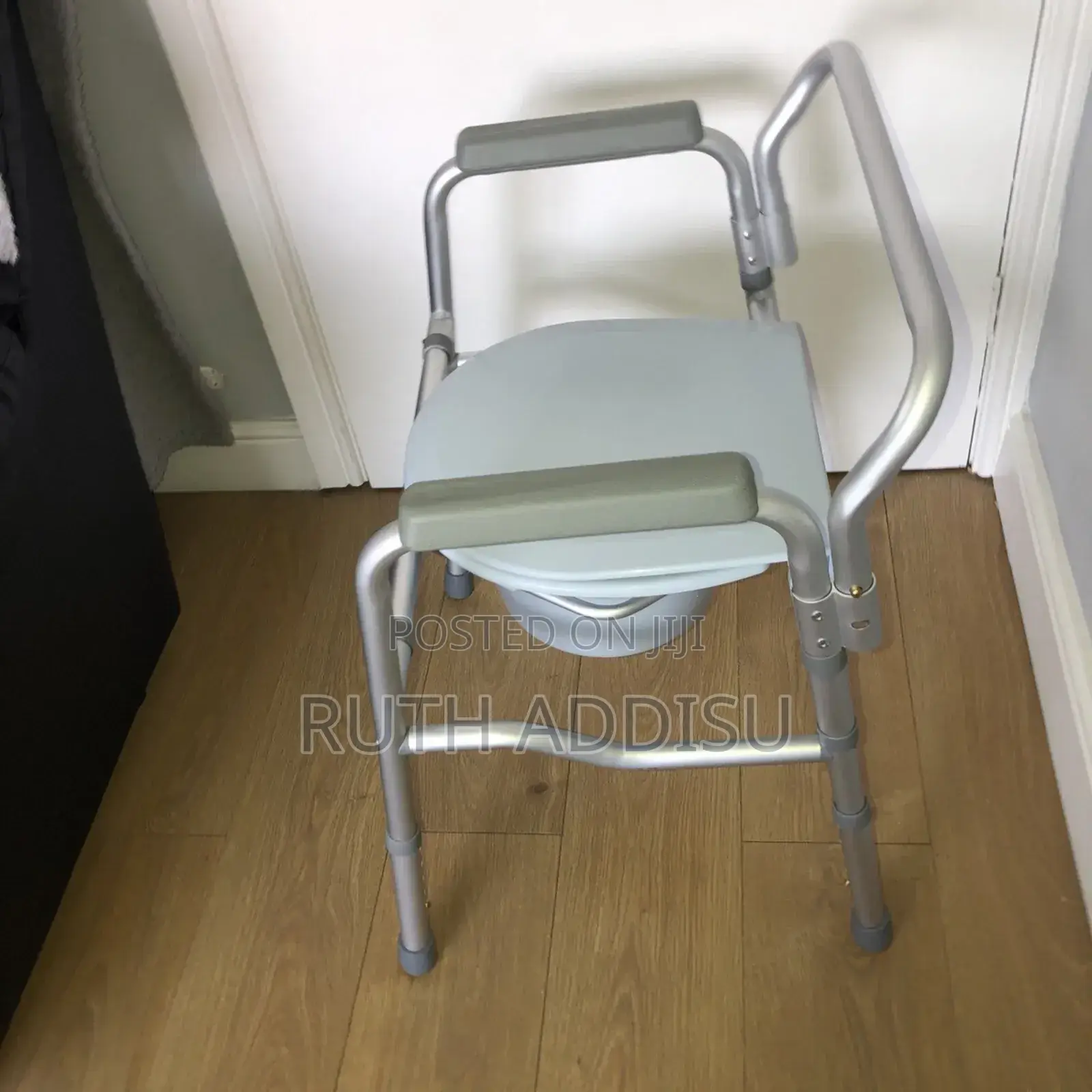 Toilet Chair墊底commode Chair米酒commode Medical Toilet Chair
