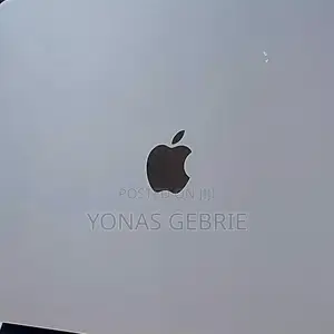 New Laptop Apple MacBook Pro 2022 M2 8GB Apple M2 SSD 256GB