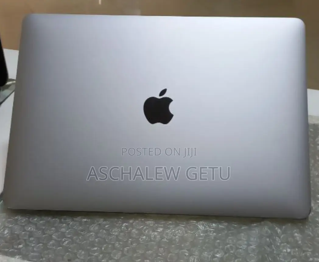 New Laptop Apple MacBook Pro 2017 16GB Intel Core I5 SSD 512GB