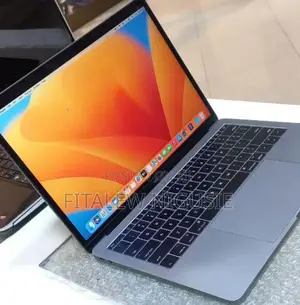 New Laptop Apple MacBook Pro 2017 16GB Intel Core I5 SSD 512GB