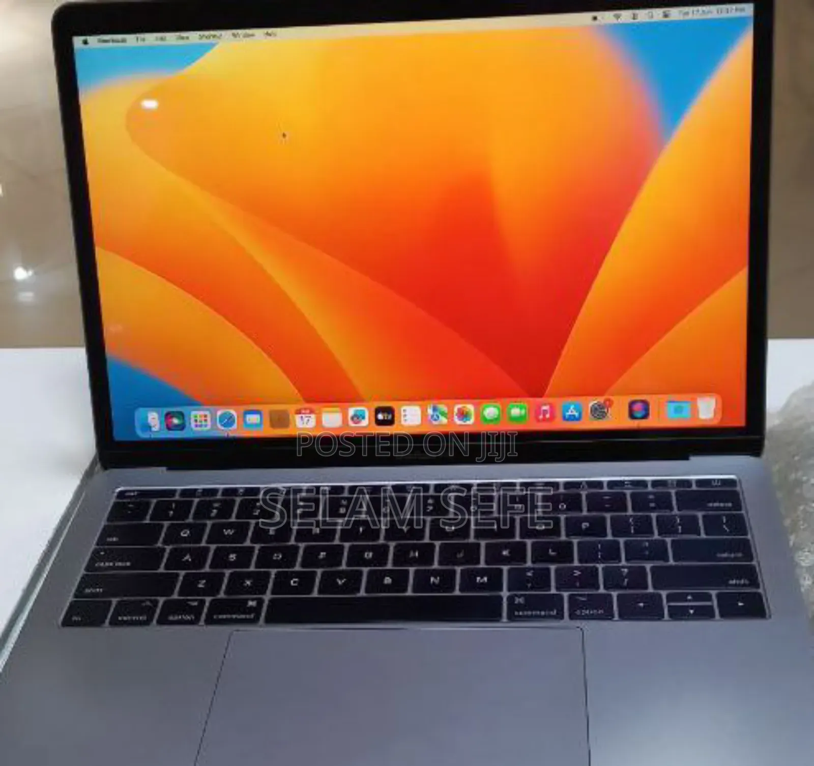 New Laptop Apple MacBook Pro 2017 16GB Intel Core I5 SSD 512GB
