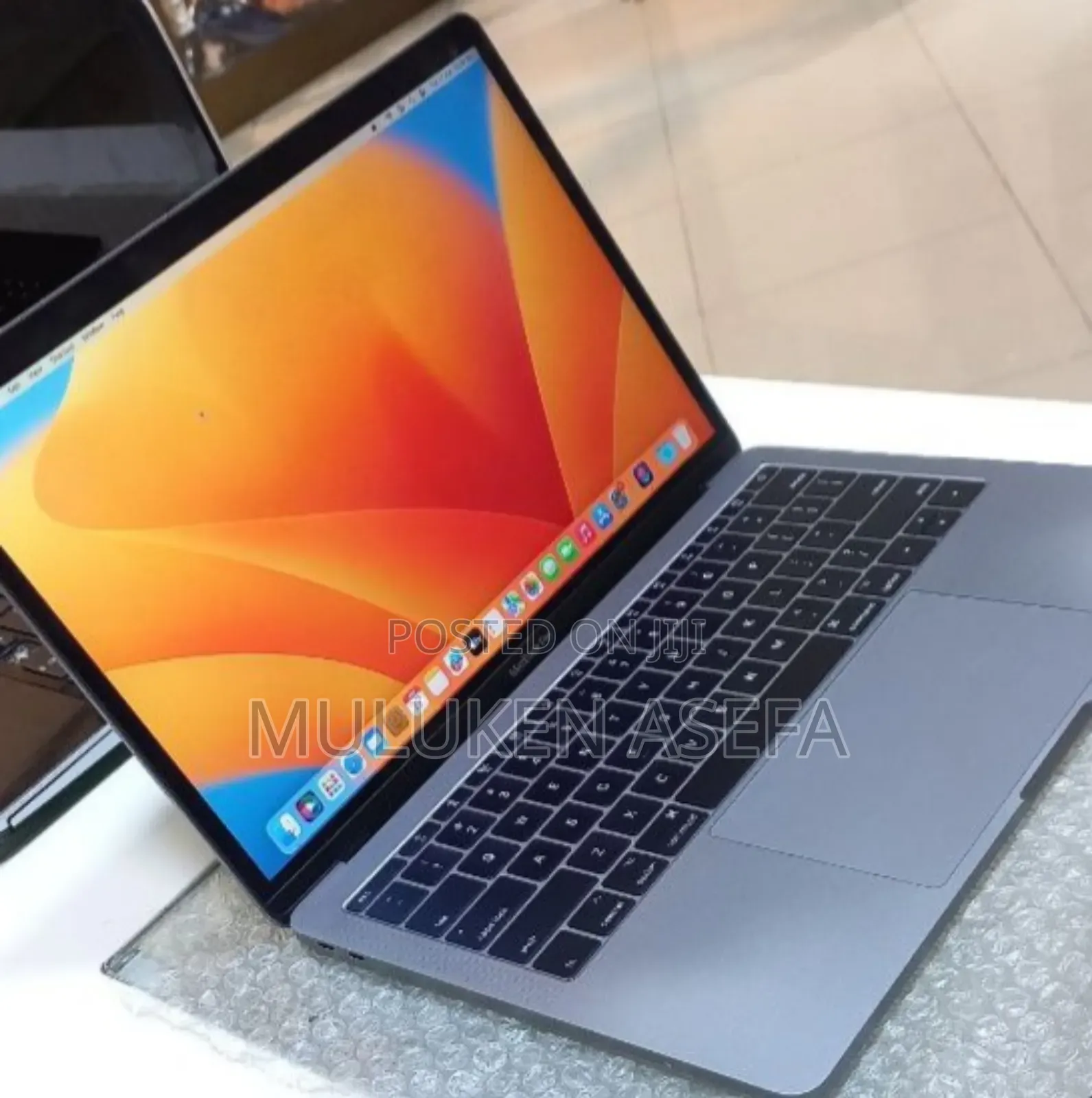 New Laptop Apple MacBook 2017 16GB Intel Core I5 SSD 512GB