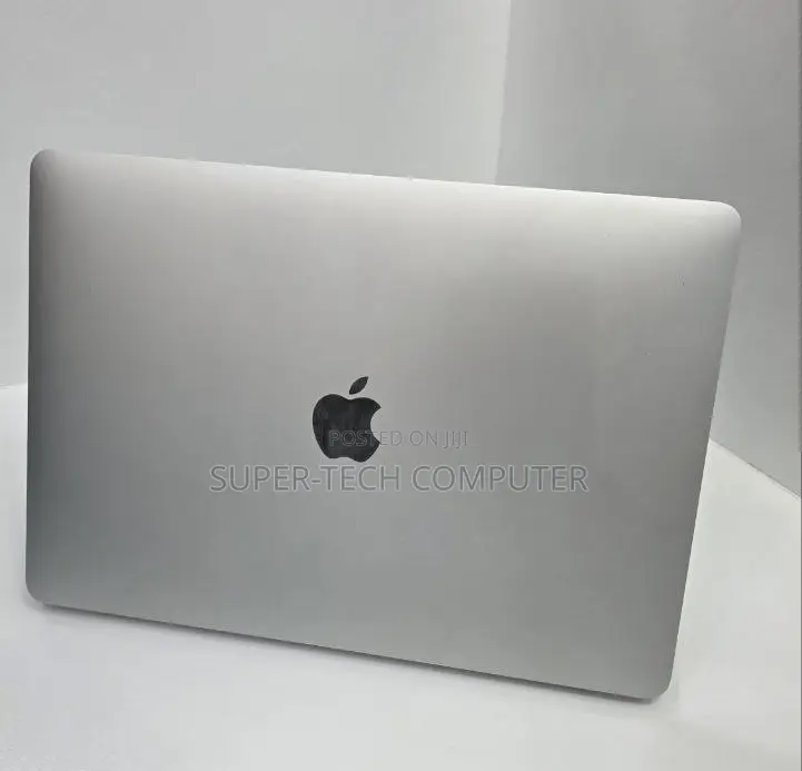New Laptop Apple MacBook Pro 2022 M2 8GB Apple M2 SSD 512GB