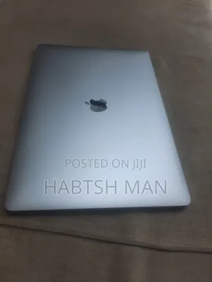 New Laptop Apple MacBook Pro 2017 16GB Intel Core I7 SSD 512GB