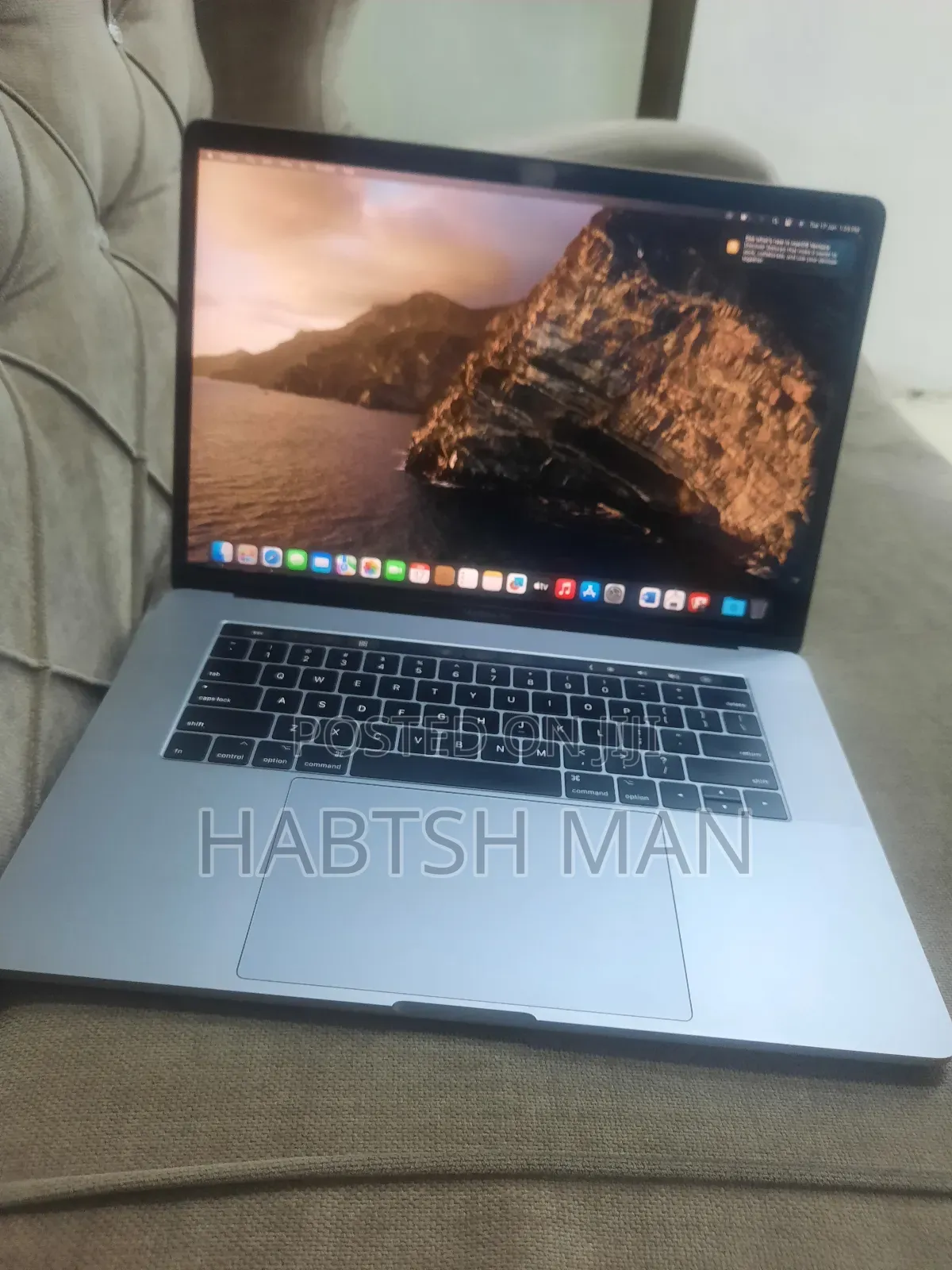 New Laptop Apple MacBook Pro 2017 16GB Intel Core I7 SSD 512GB