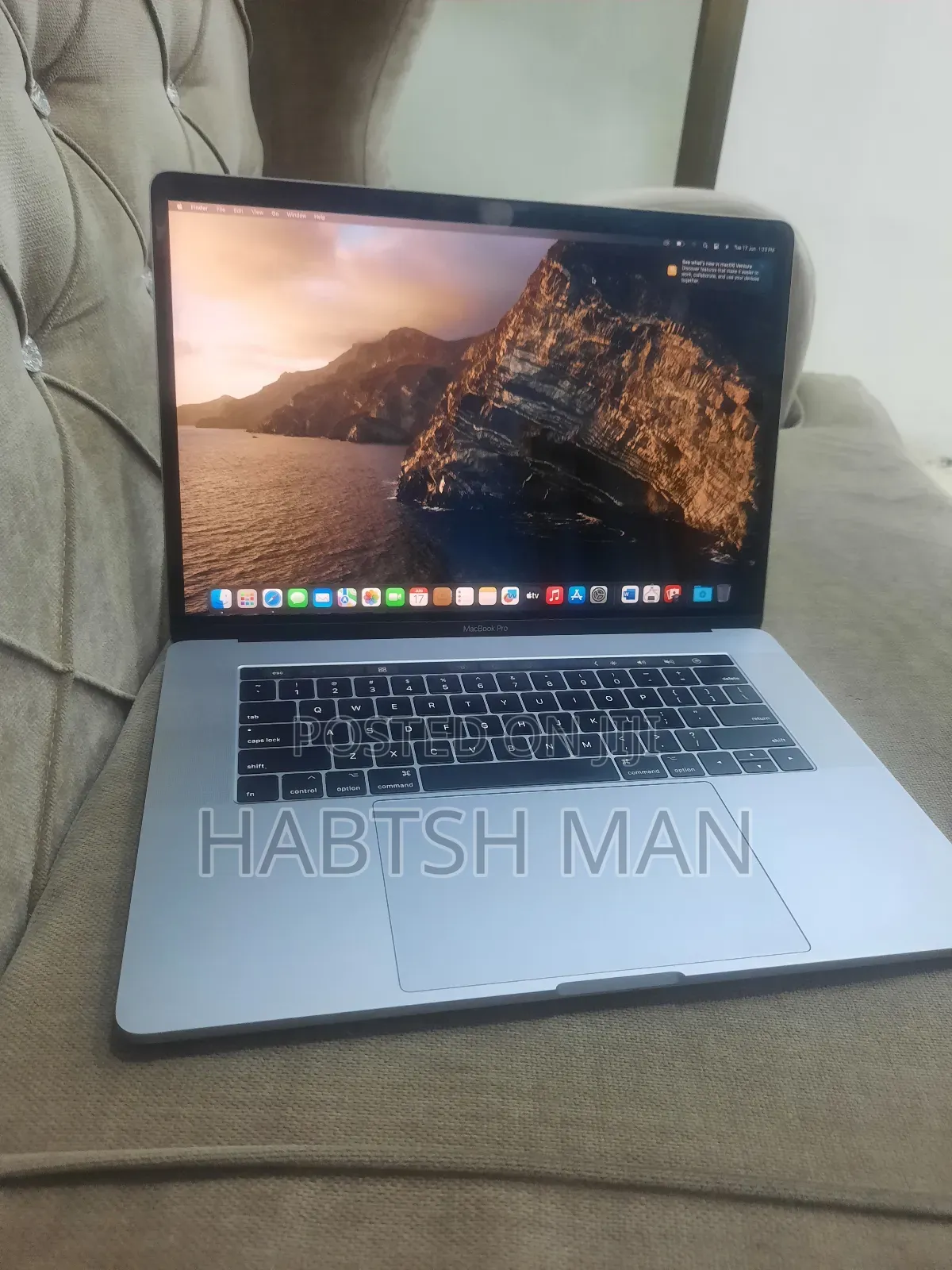 New Laptop Apple MacBook Pro 2017 16GB Intel Core I7 SSD 512GB