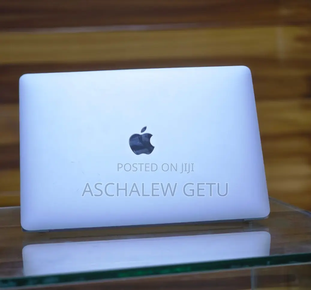 New Laptop Apple MacBook Pro 2022 M2 8GB Intel Core M2 SSD 256GB