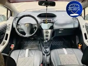 Toyota Yaris 2005 Blue