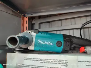 Photo - Makita 2300 Watt
