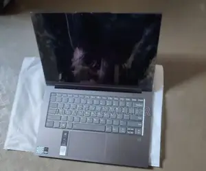 Photo - New Laptop Lenovo ThinkPad Yoga 16GB Intel Core I7 SSD 512GB