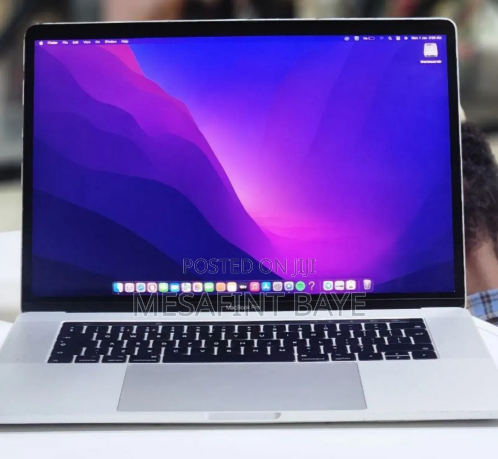 New Laptop Apple MacBook Pro 2017 16GB Intel Core I7 SSD 512GB