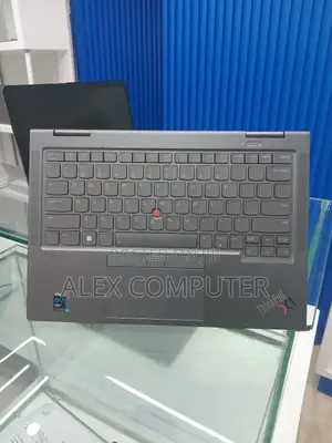 New Laptop Lenovo Thinkpad X1 Yoga 32GB Intel Core I7 SSD 512GB