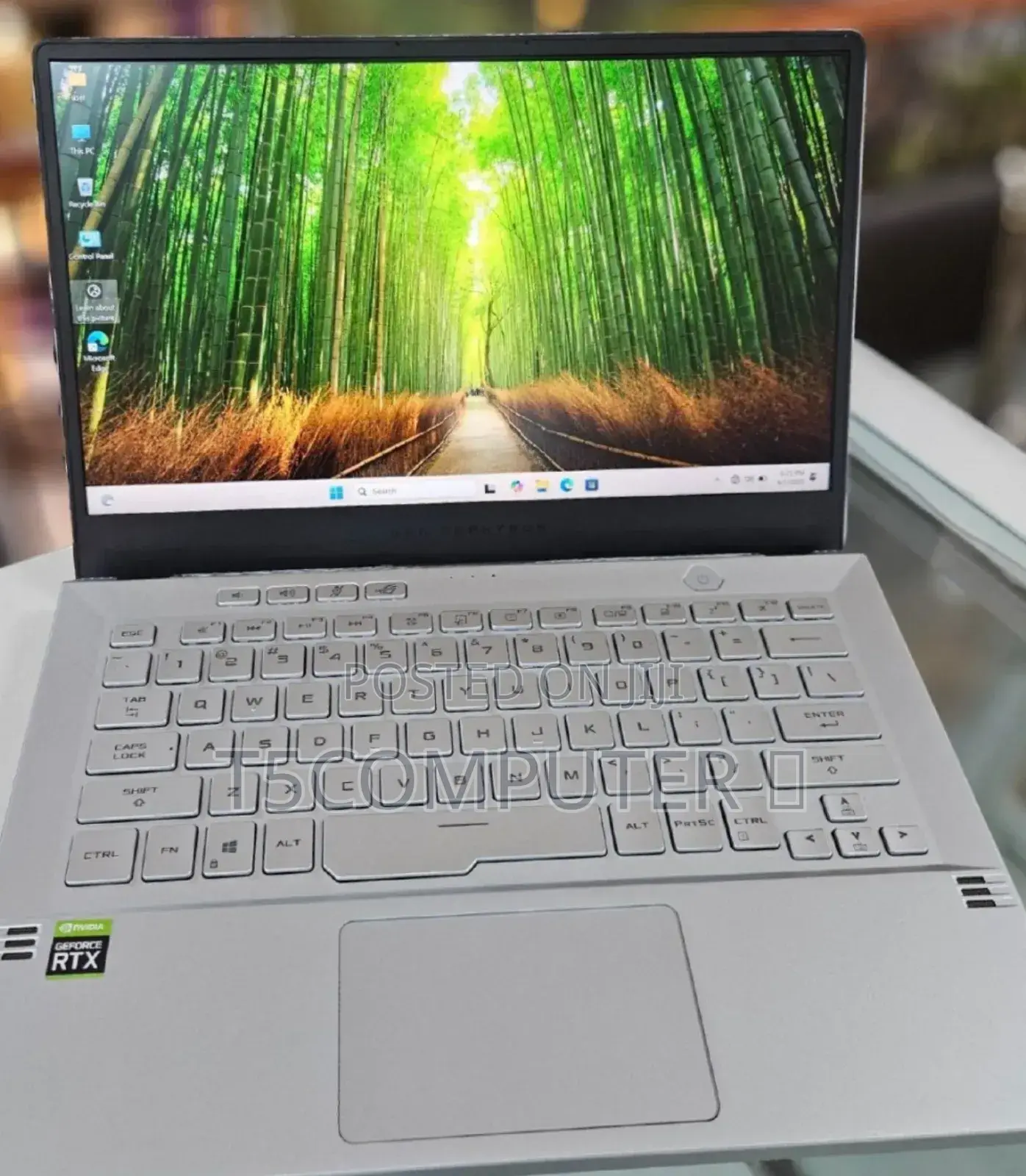 New Laptop Asus ROG Zephyrus G14 16GB AMD Ryzen 9 SSD 512GB