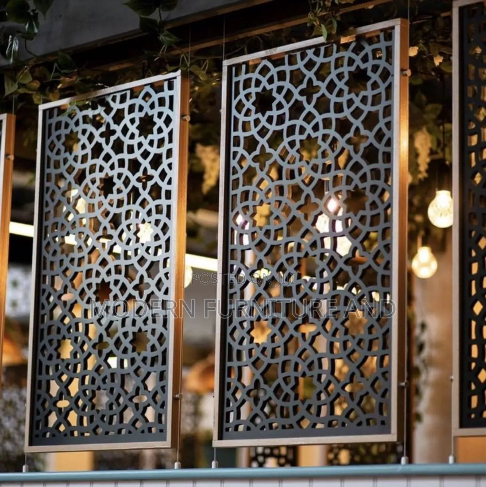 Partitions For Hotel And Cafe