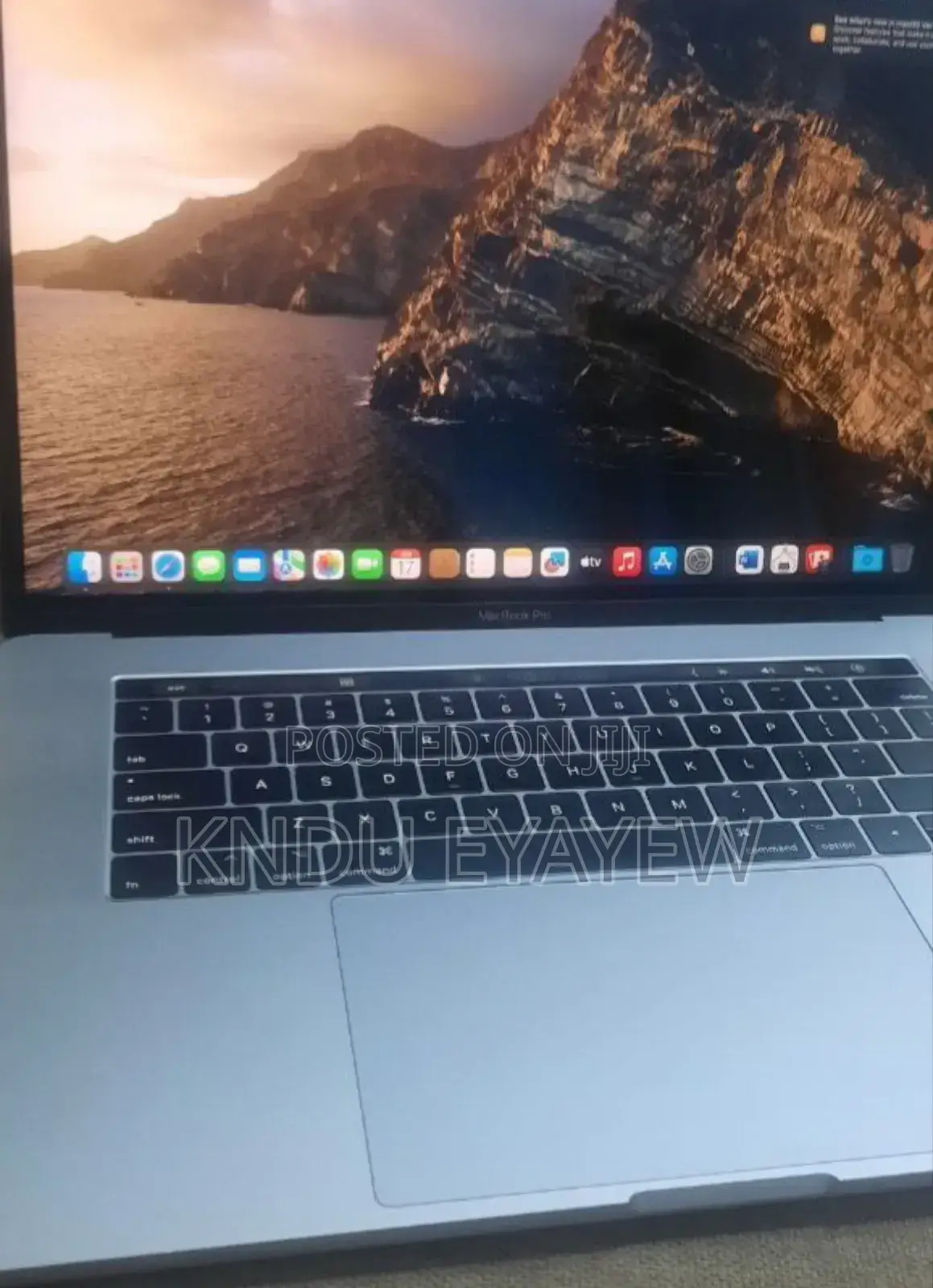 New Laptop Apple MacBook Pro 2017 16GB Intel Core I7 SSD 512GB