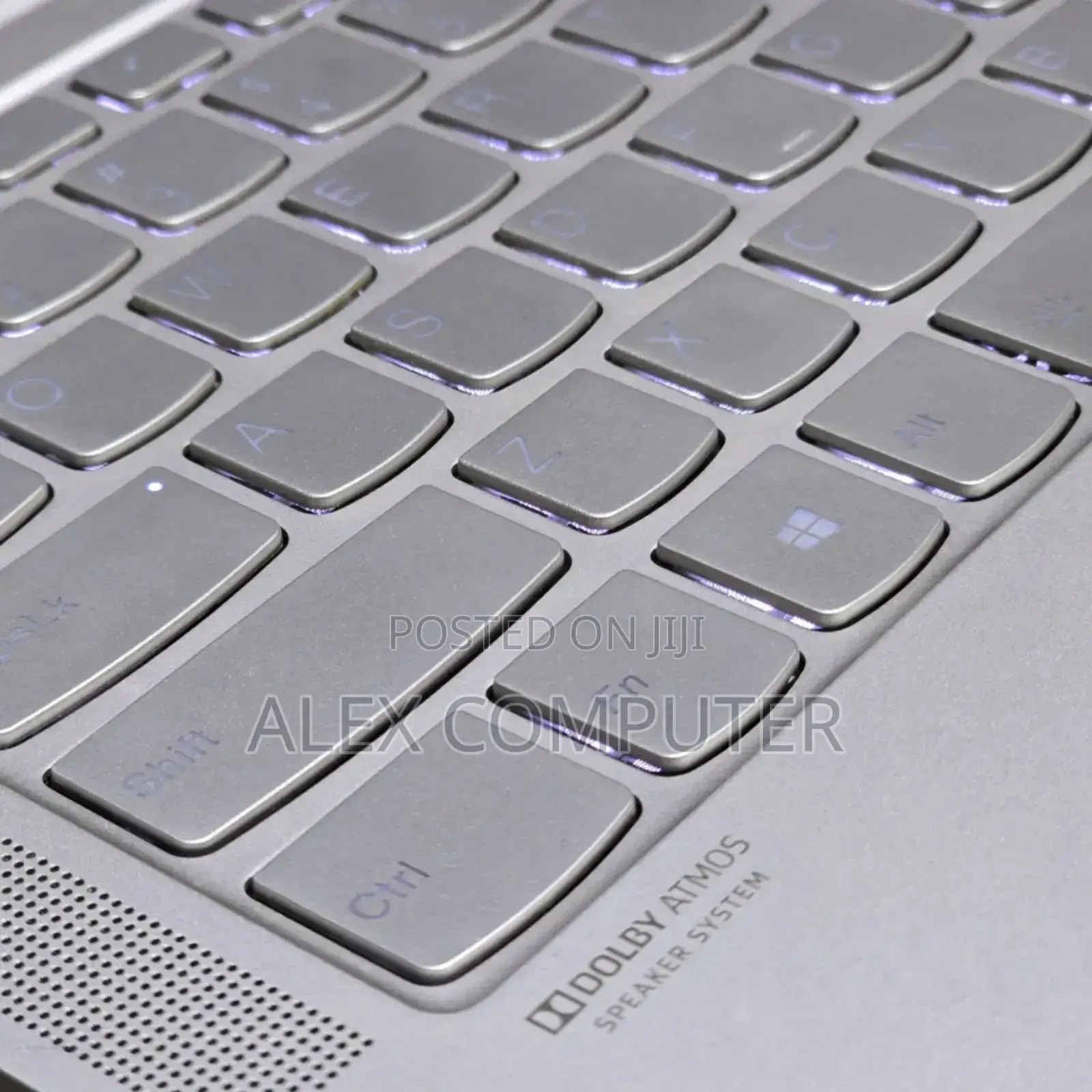 New Laptop Lenovo Yoga C740 8GB Intel Core I5 SSD 512GB