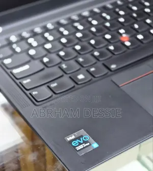 Photo - New Laptop Lenovo ThinkPad X1 Carbon 16GB Intel Core I7 SSD 512GB