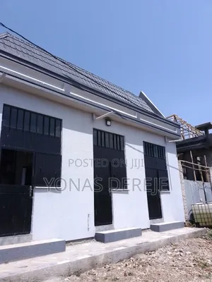 Furnished 6bdrm House in ዱከም/ Dukem, East Shewa for sale