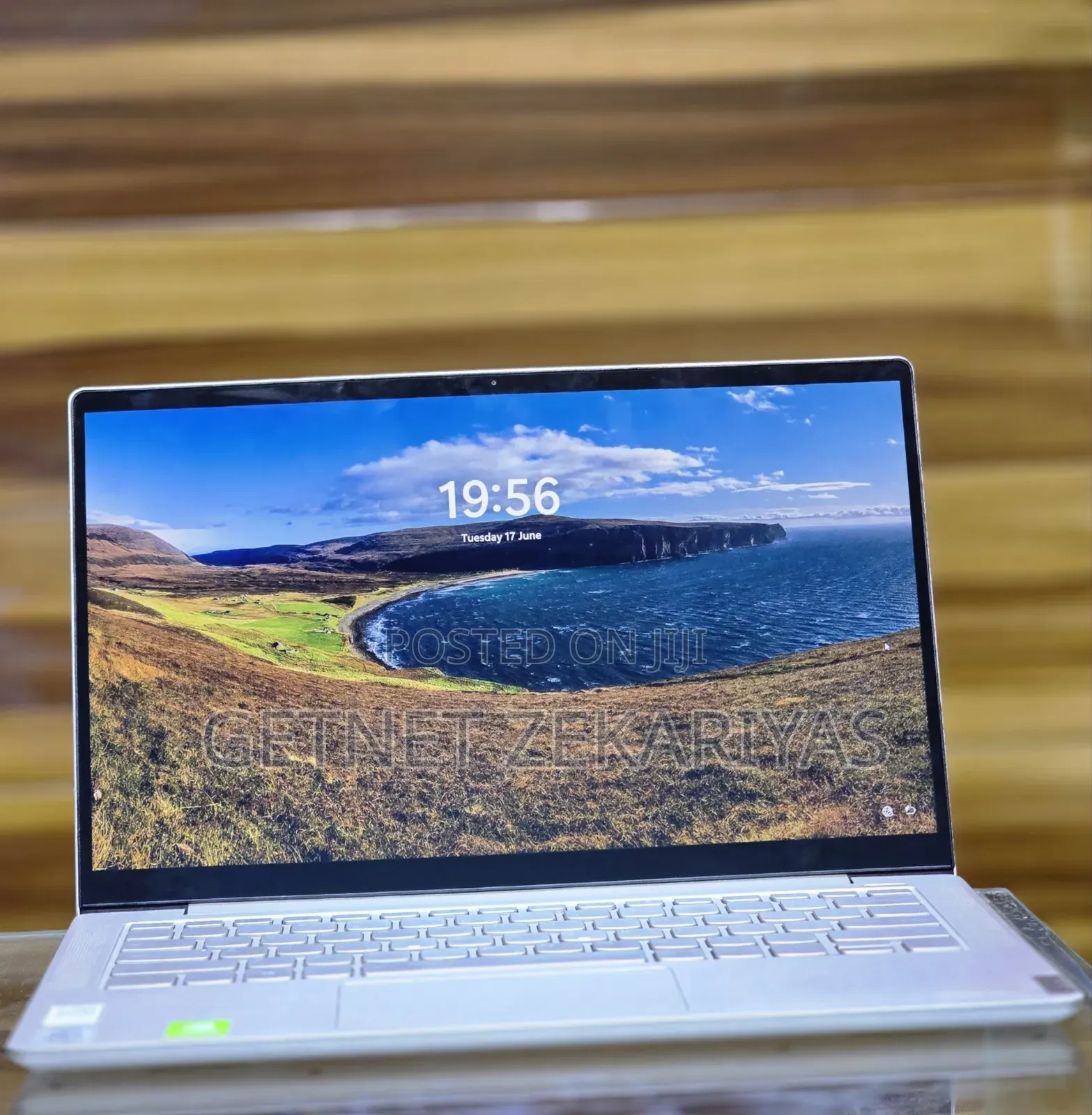 New Laptop Lenovo ThinkPad Yoga 8GB Intel Core I5 SSD 512GB