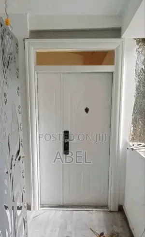 ጥንካሬ እና ውበትን በአንድላይ የተላበሰ በር Victor Doors