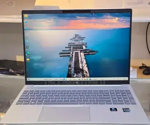 Photo - New Laptop HP 16GB Intel Core I7 SSD 1T